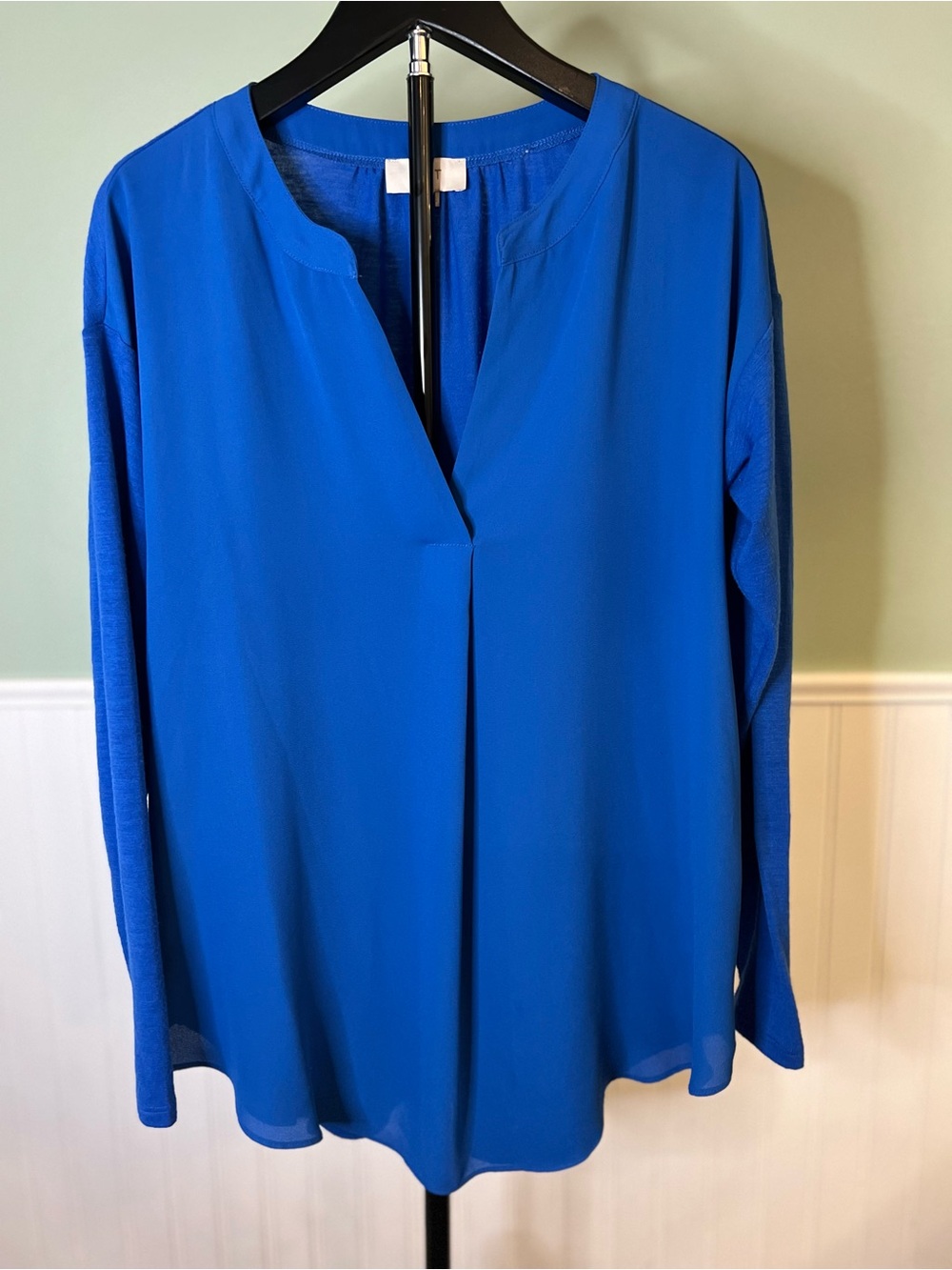 LOFT Cobalt Blue V-Neck Long Sleeve Blouse. Size S